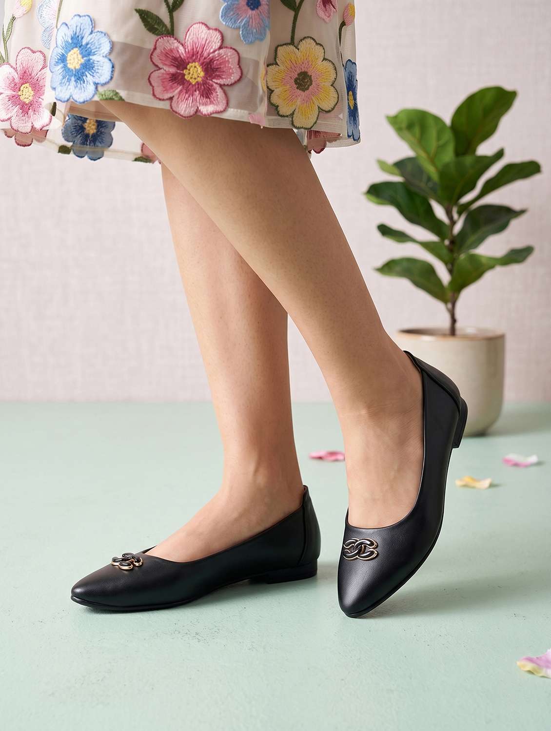 women black slip on ballerina - 22502426 -  Standard Image - 4