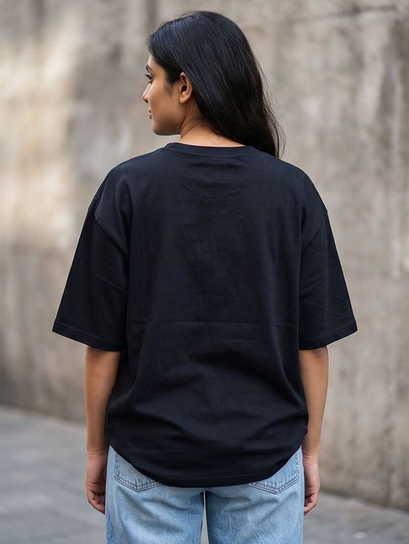 women graphic short sleeve oversized t-shirt - 22502453 -  Standard Image - 1