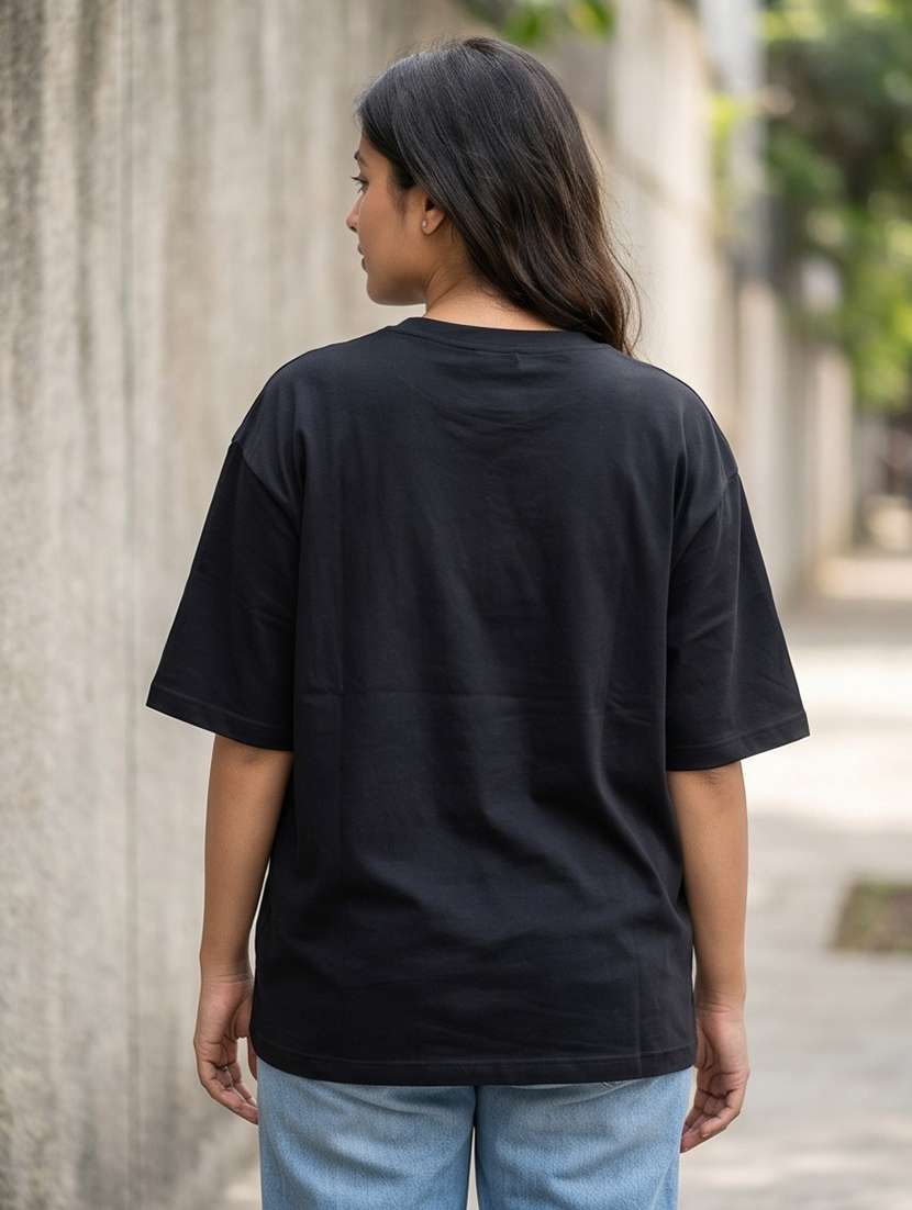 Women Graphic Short Sleeve Oversized T-shirt - 22502472 -  Standard Image - 1