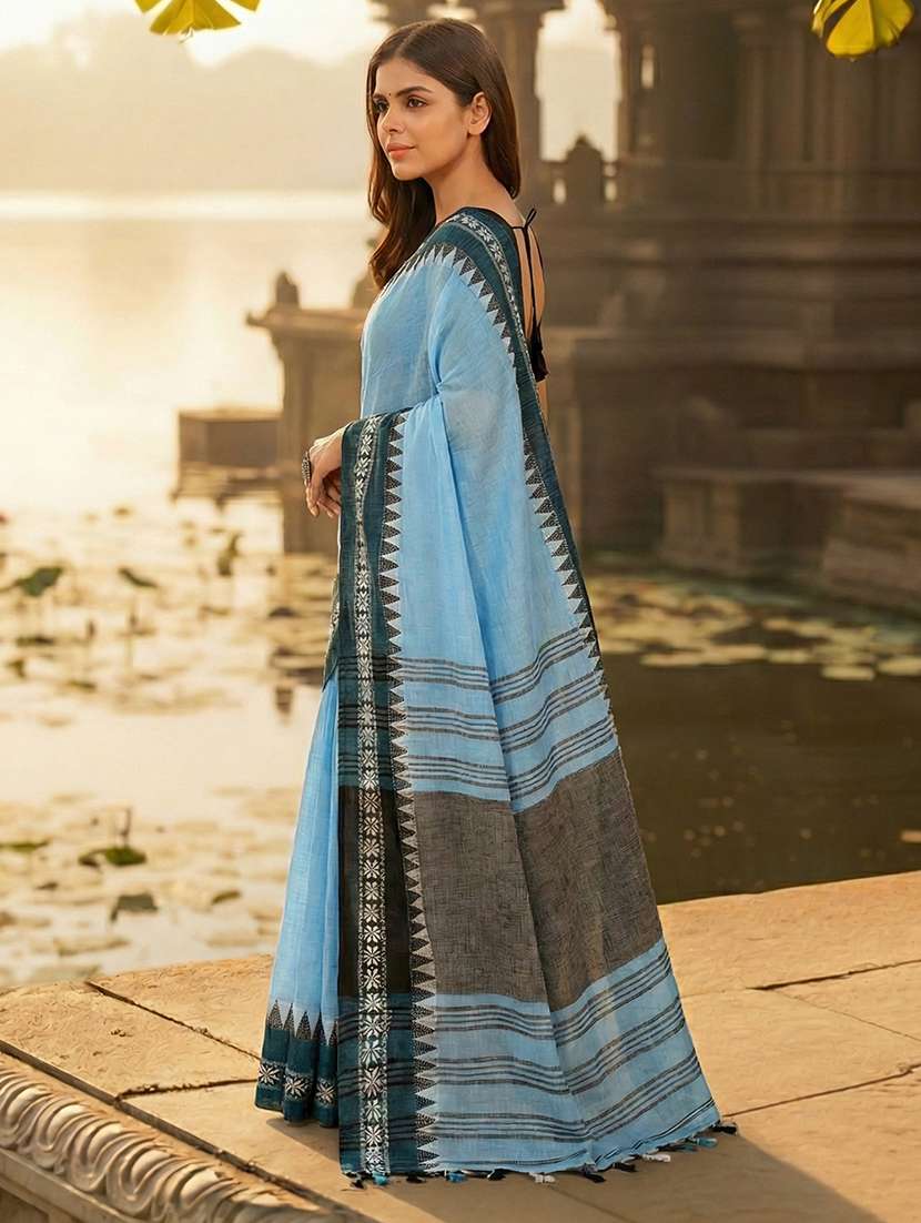 women solid with bordered handloom saree with blouse - 22502594 -  Standard Image - 1