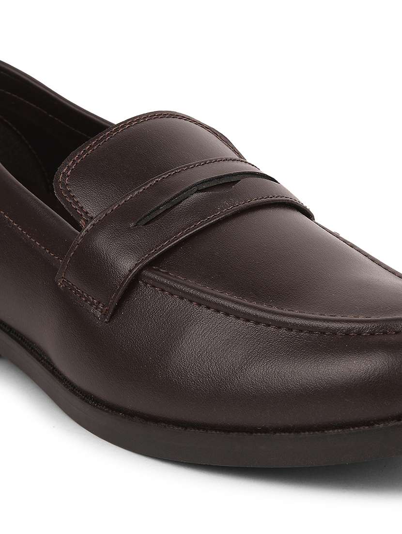 men brown slip on loafer - 22502648 -  Standard Image - 4