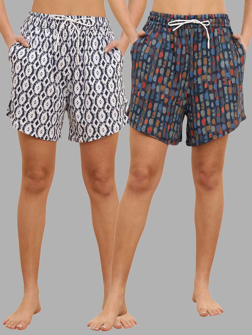 women pack of 2 printed mid rise shorts 