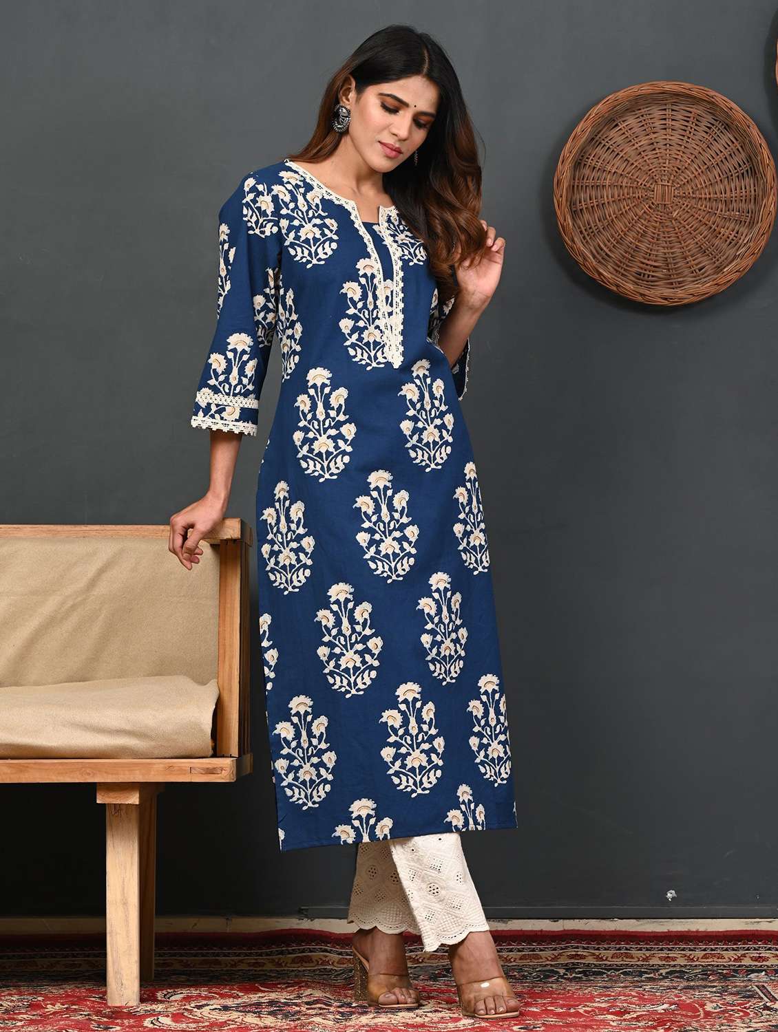women printed three quarter sleeve straight kurta - 22502919 -  Standard Image - 4