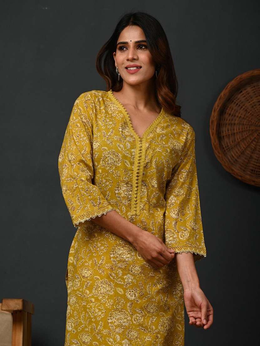 women printed three quarter sleeve straight kurta - 22502926 -  Standard Image - 1