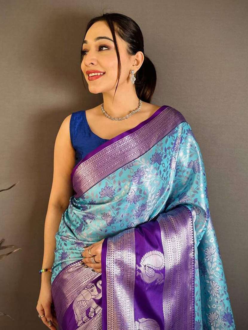 women self design banarasi saree with blouse - 22503081 -  Standard Image - 1