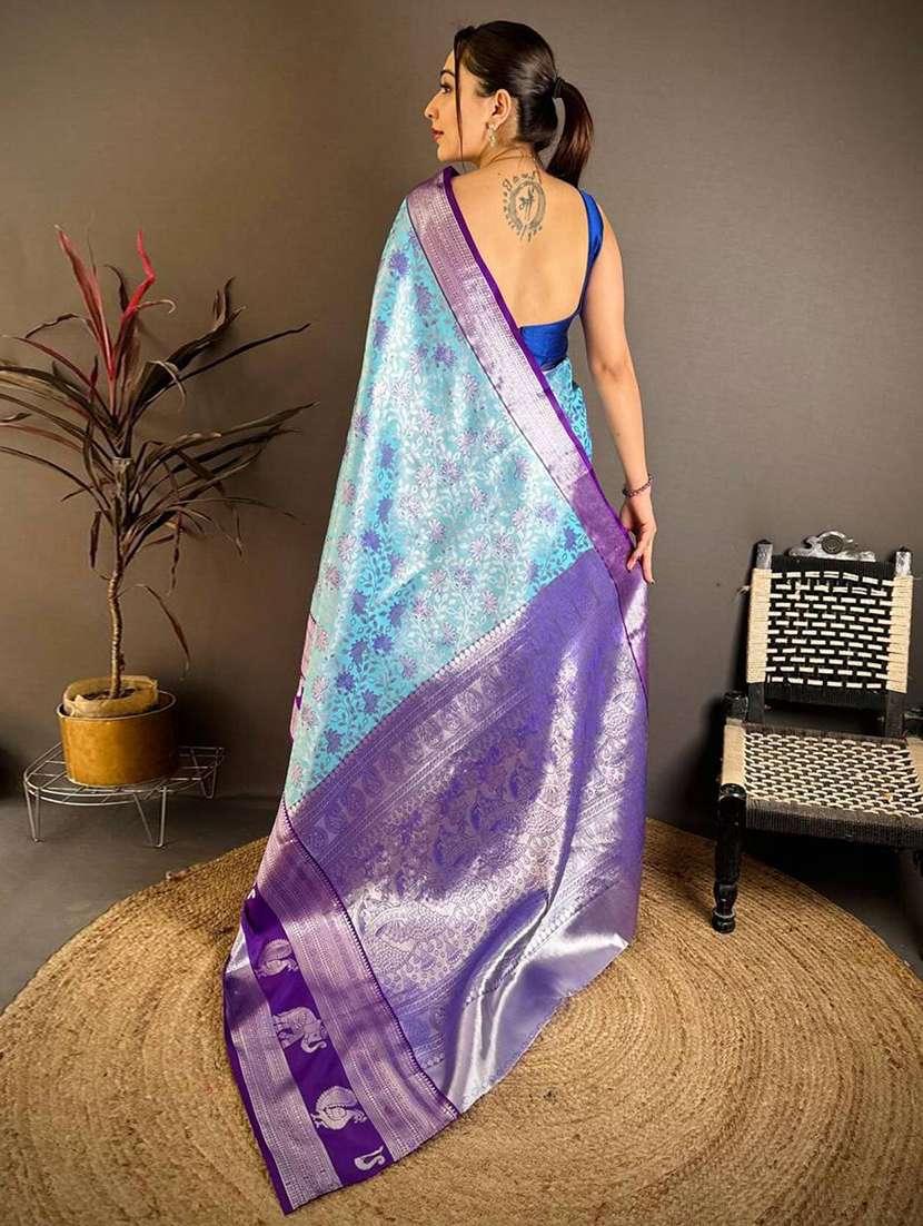 women self design banarasi saree with blouse - 22503081 -  Standard Image - 4