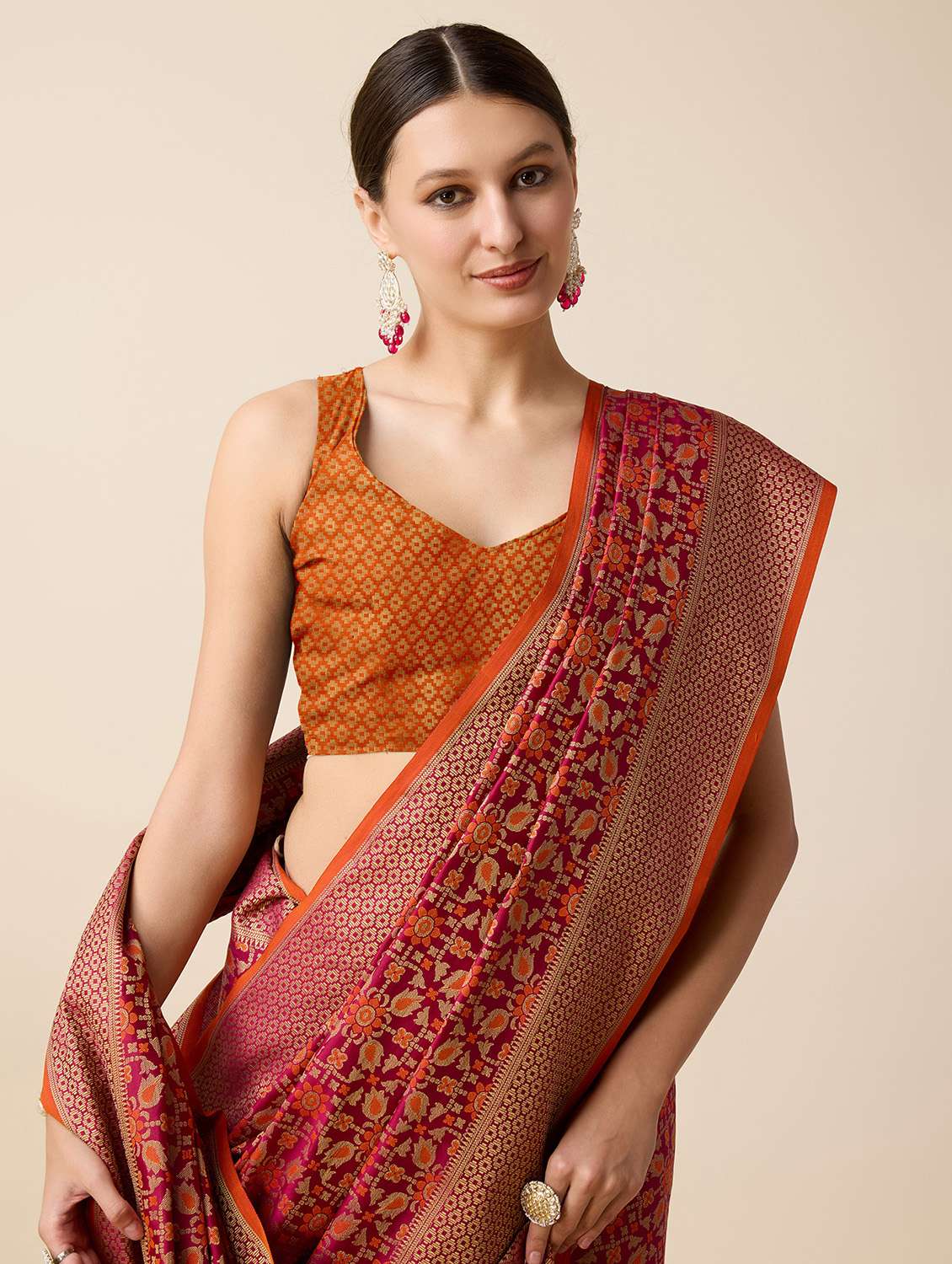 women self design banarasi saree with blouse - 22503180 -  Standard Image - 1