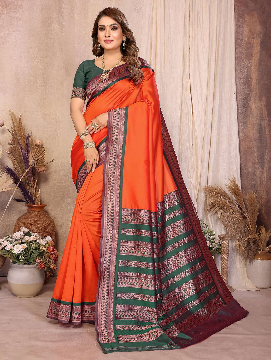 women solid with bordered saree with blouse