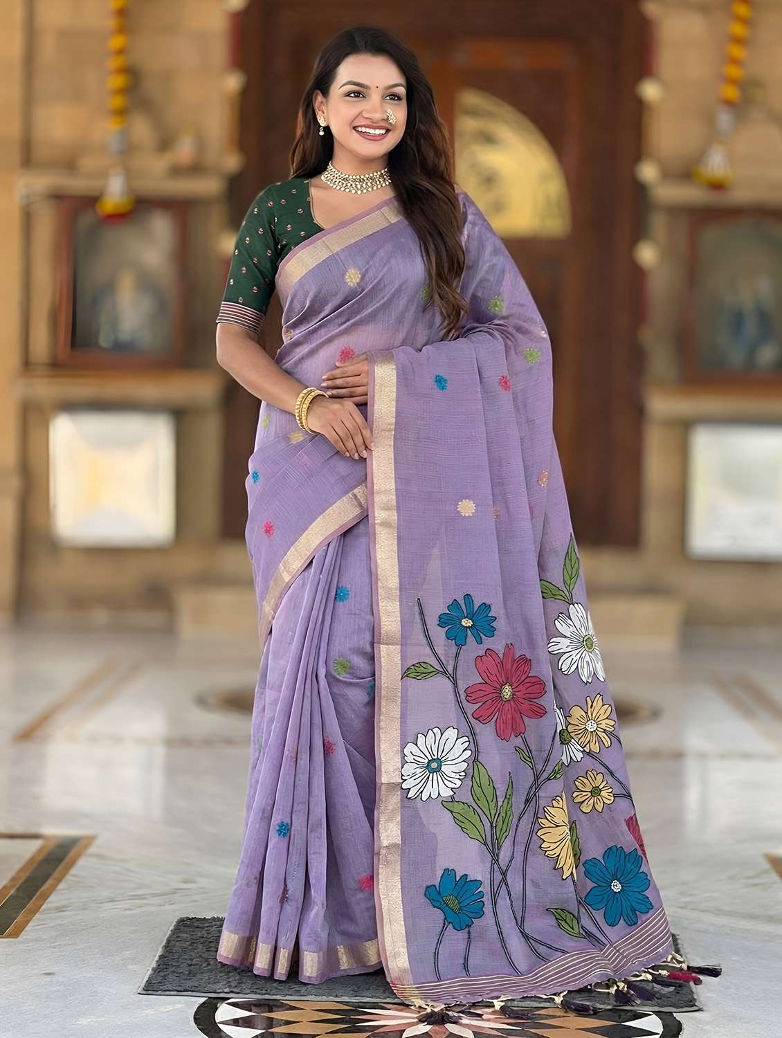 women floral printed saree with blouse