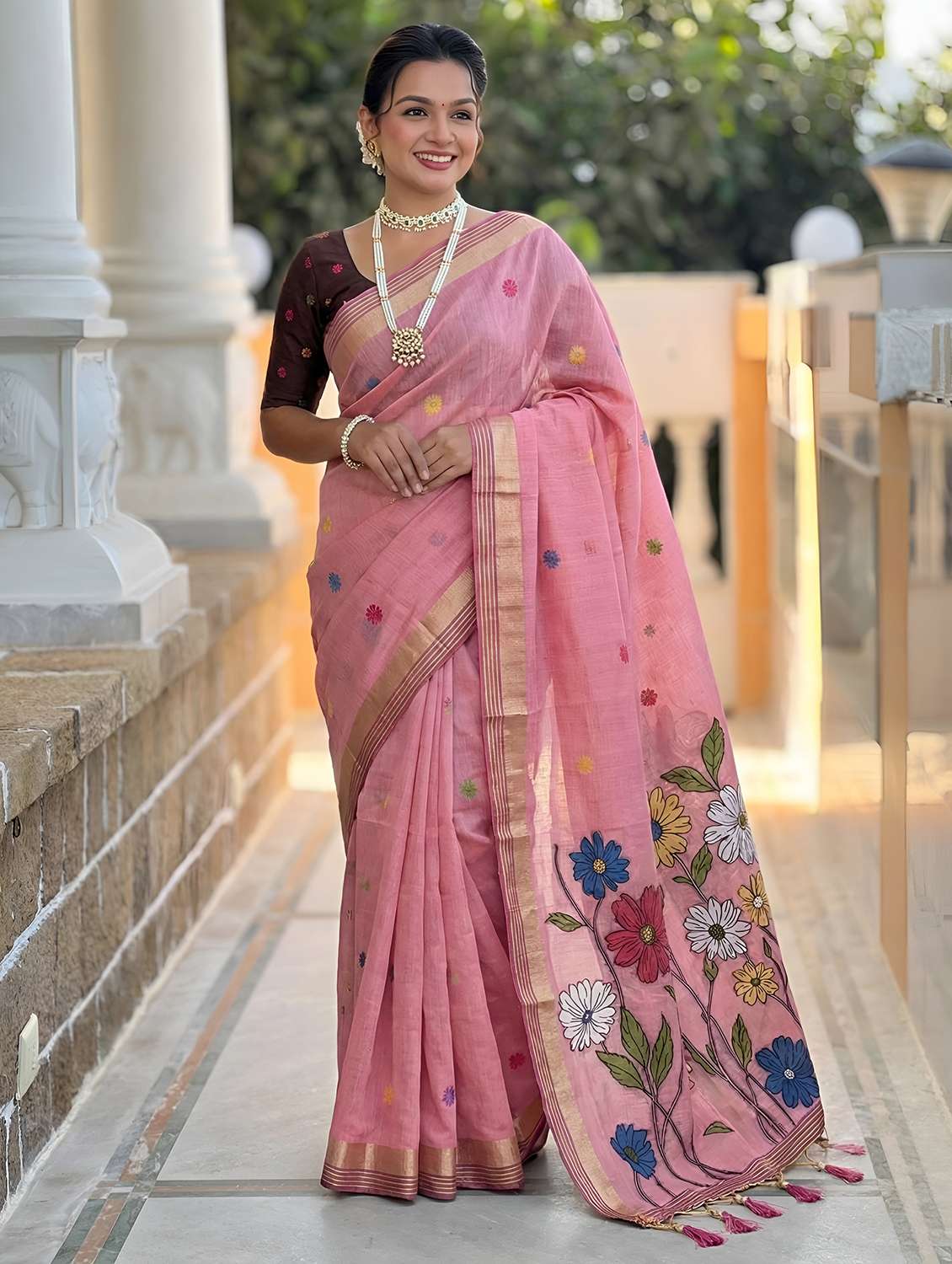 women floral printed saree with blouse