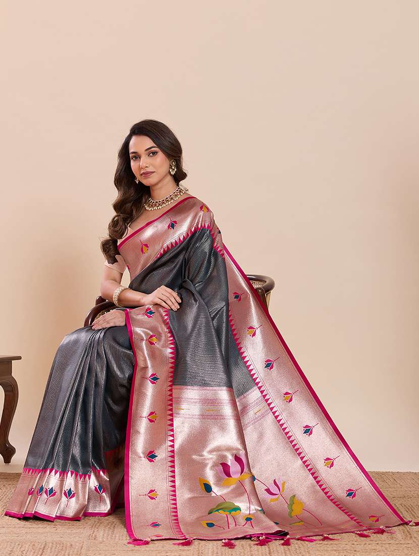women self design paithani saree with blouse - 22503301 -  Standard Image - 4