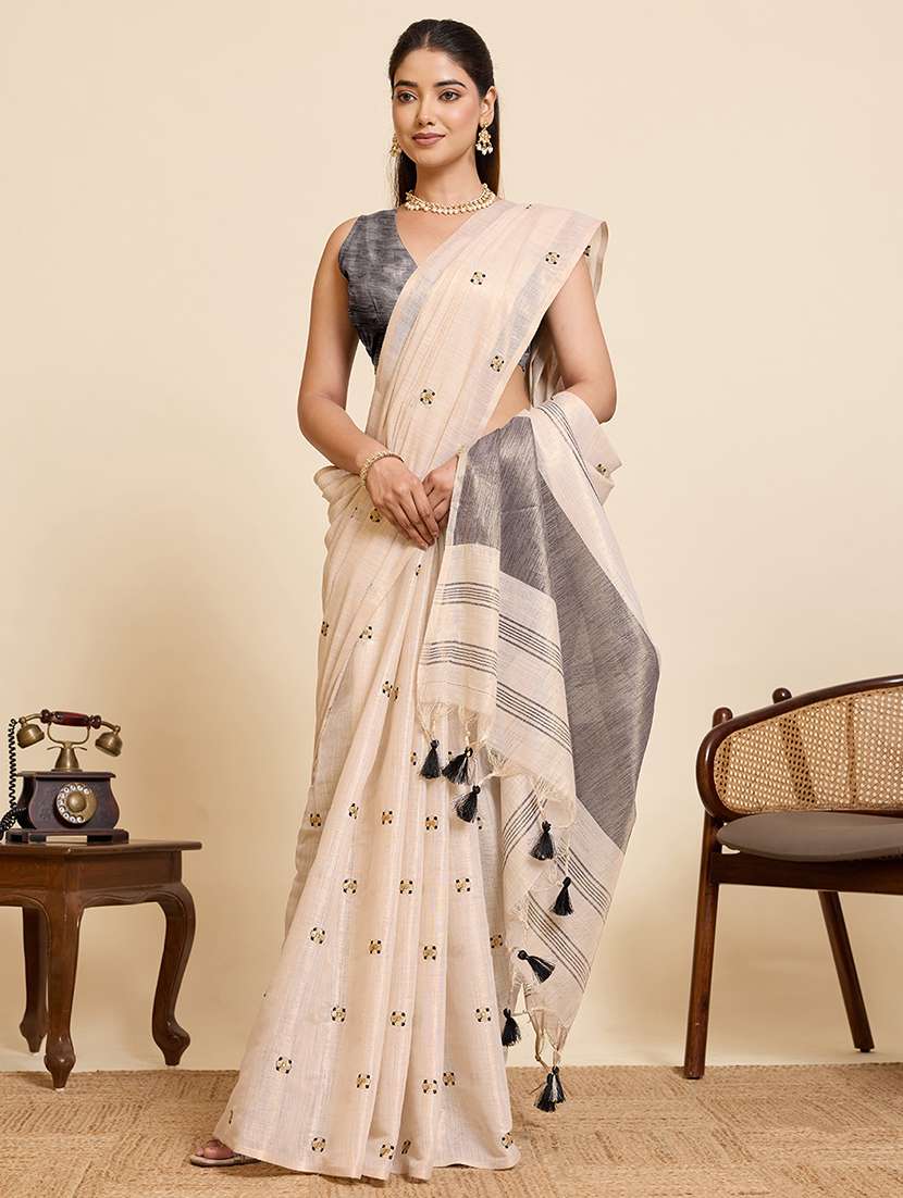women solid with work embroidered saree with blouse - 22503333 -  Standard Image - 4