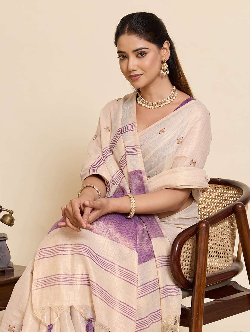 women solid with work embroidered saree with blouse - 22503339 -  Standard Image - 1