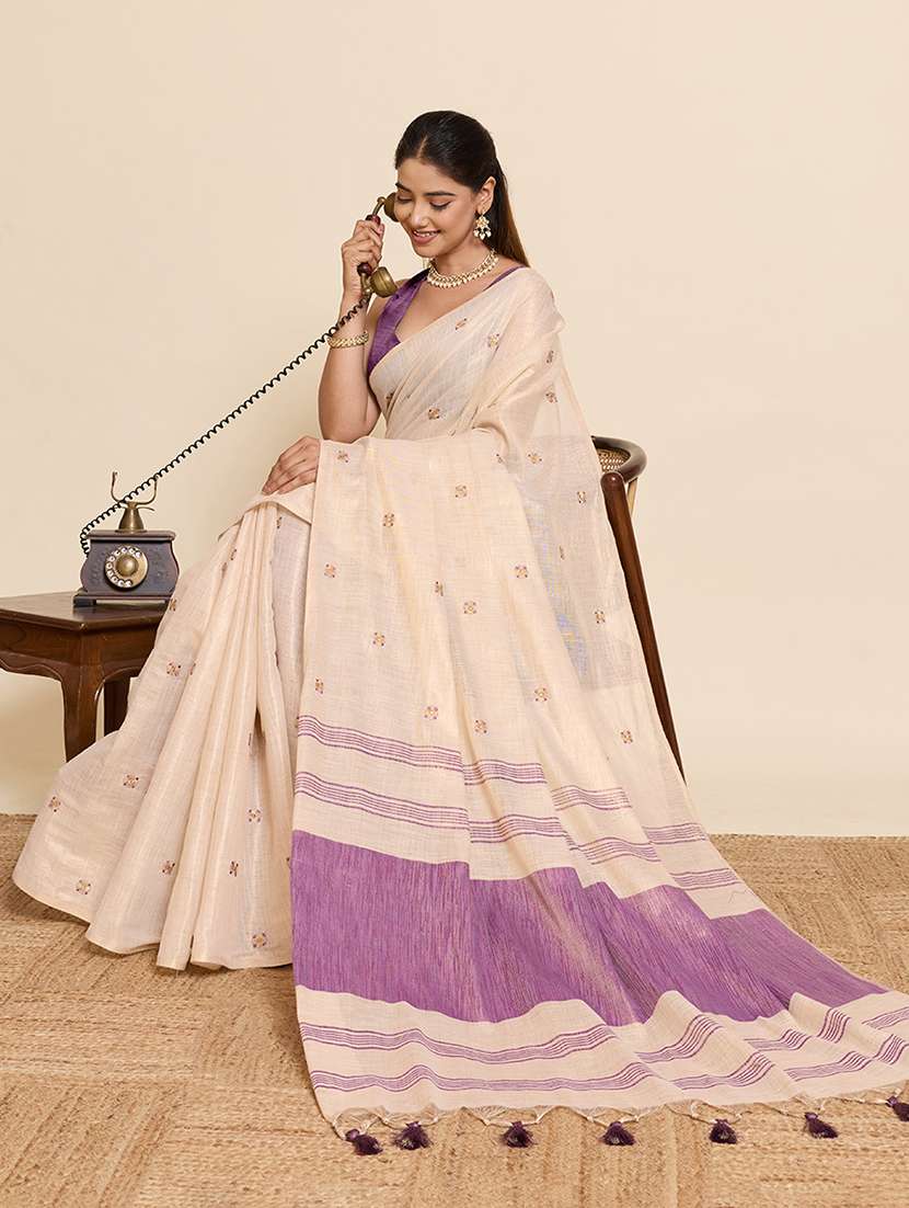 women solid with work embroidered saree with blouse - 22503339 -  Standard Image - 4