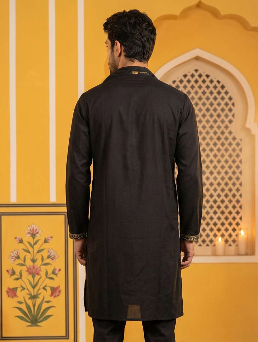 Men Emboidered Mandarin Neck Long Kurta - 22503351 -  Standard Image - 4
