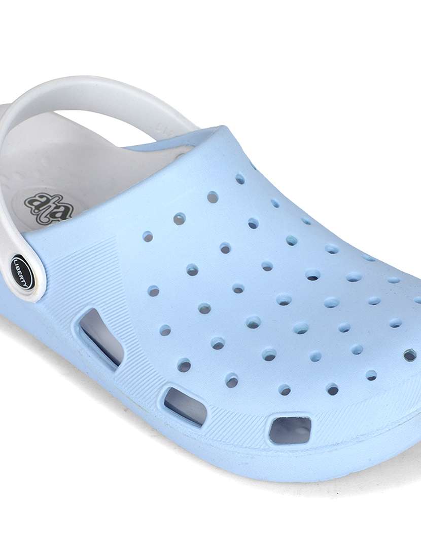 women solid slip on clogs - 22503373 -  Standard Image - 4
