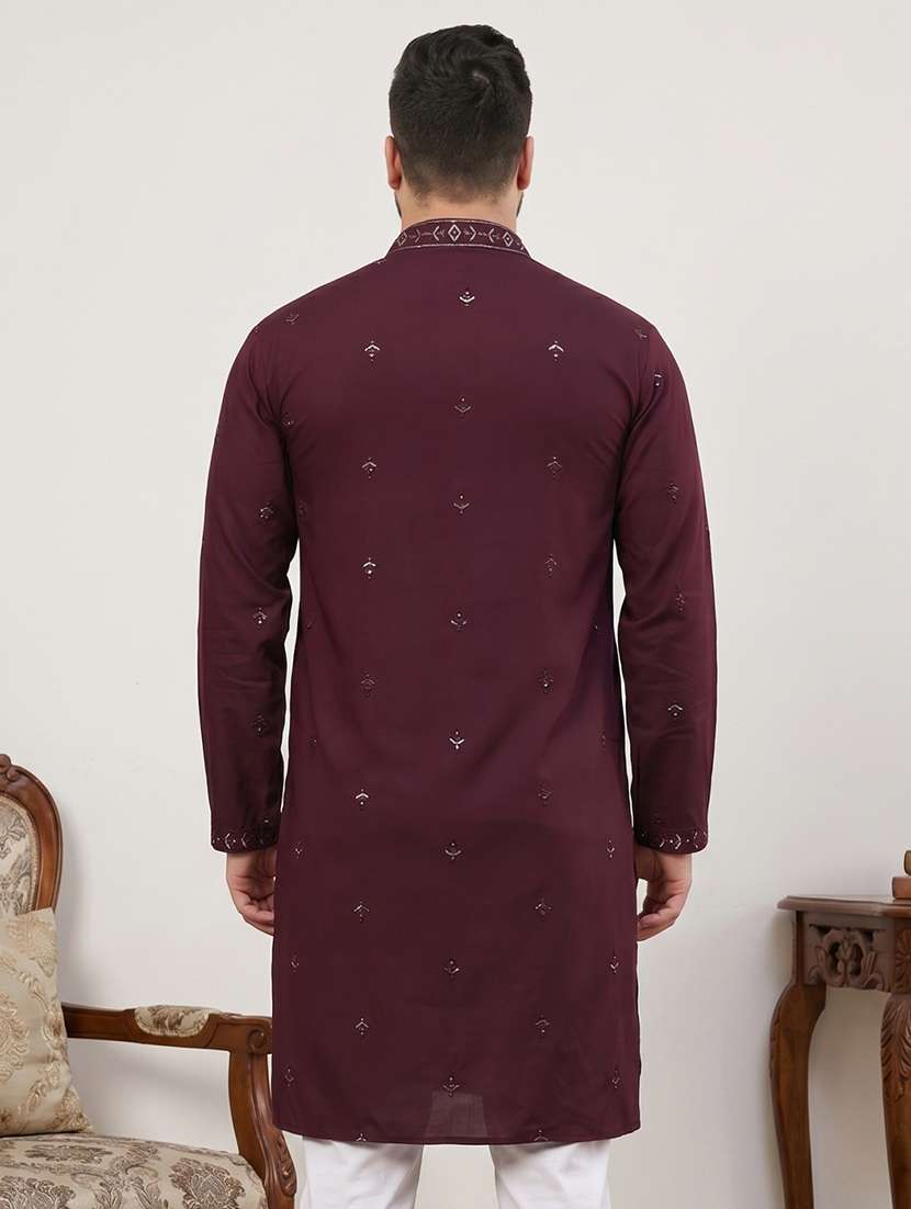 Men Embroidered Mandarin Neck Long Kurta - 22503402 -  Standard Image - 4
