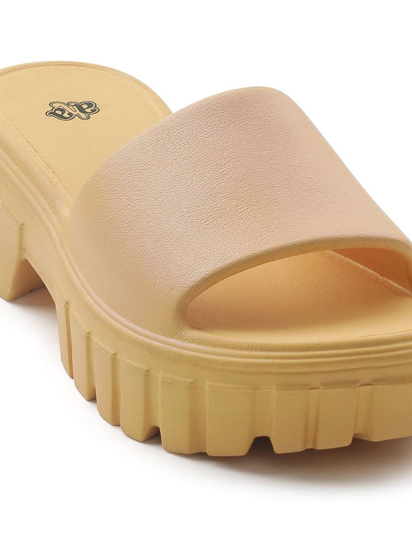 women solid slip on sliders - 22503456 -  Standard Image - 4