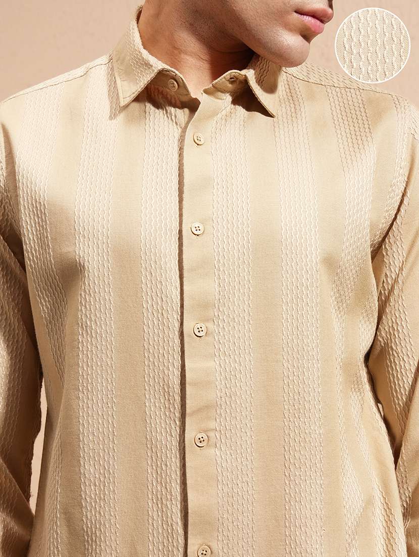 Men Self Design Long Sleeve Regular Fit Casual Shirt - 22504021 -  Standard Image - 1