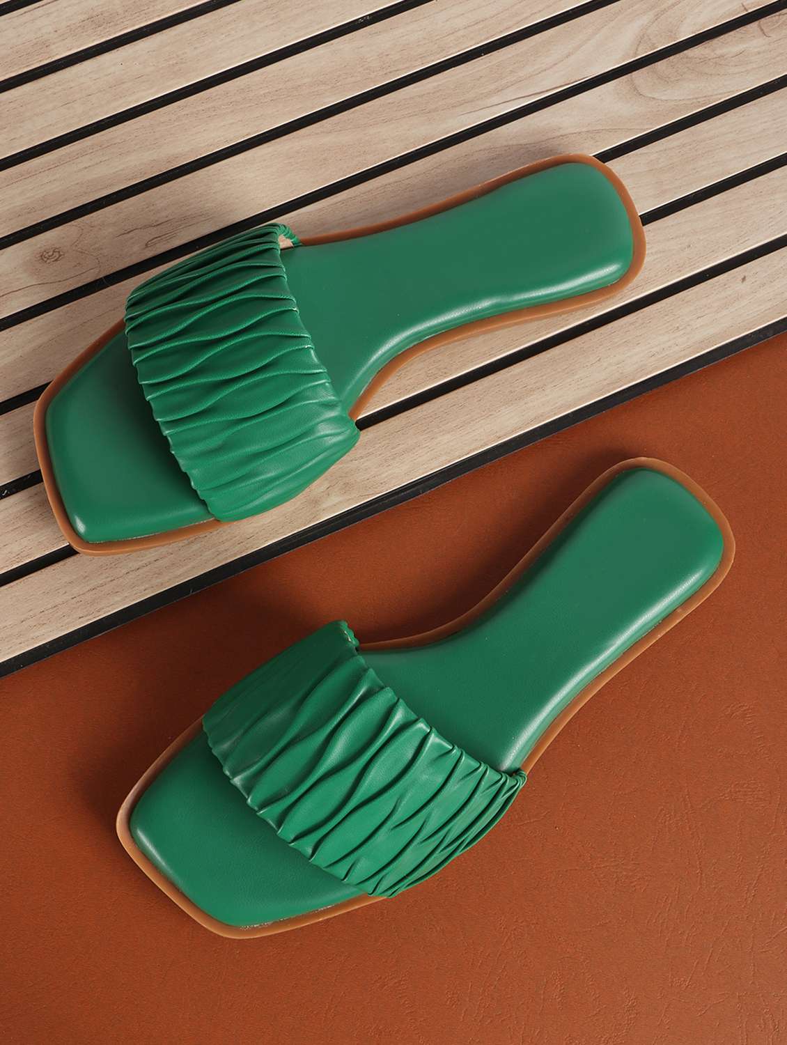 women textured slip on flat sandal