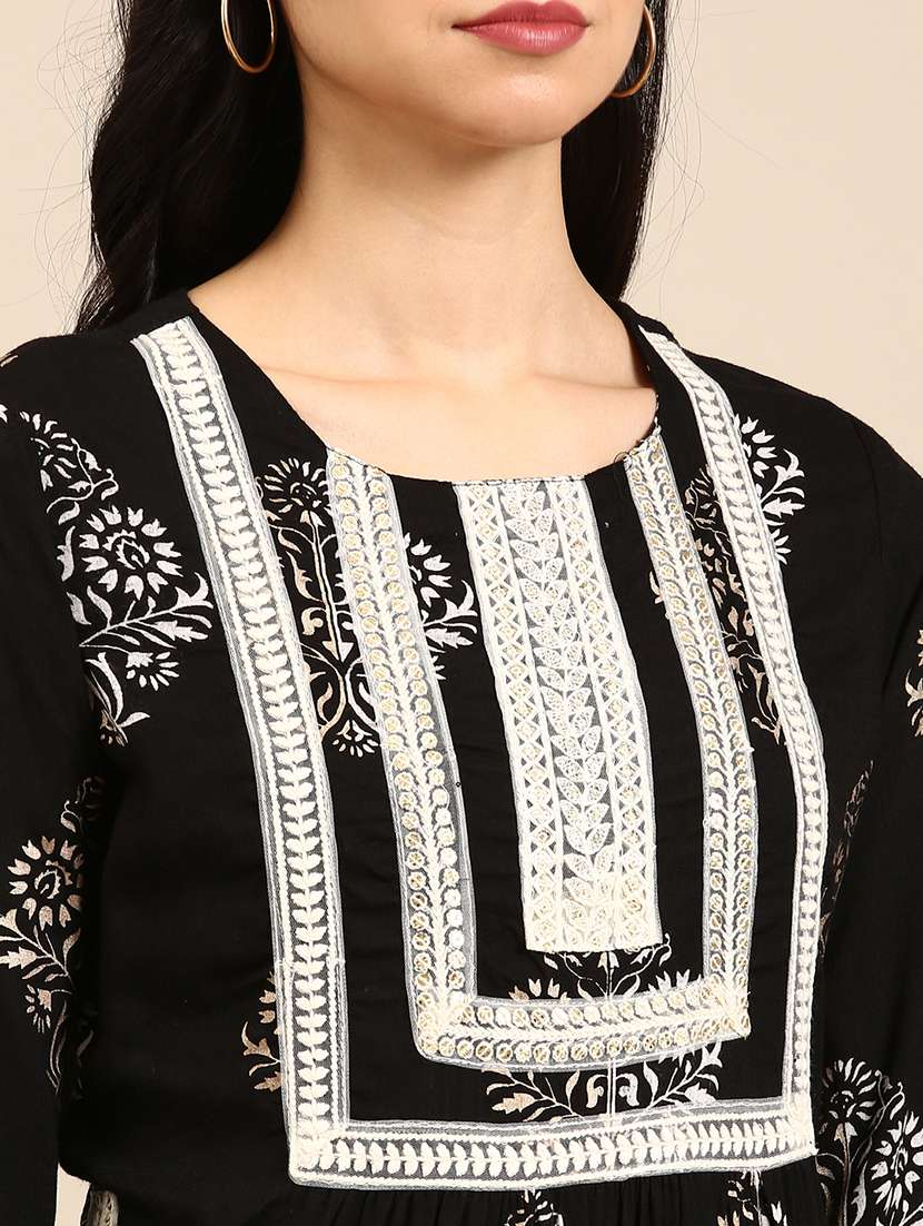 women printed round neck kurta and palazzo set - 22504832 -  Standard Image - 4