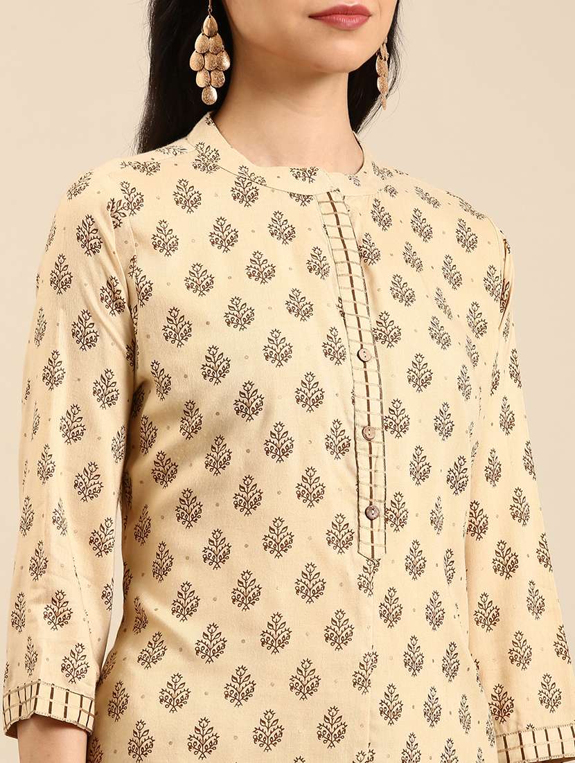 Women Printed Mandarin Neck Kurta And Pant Set With Dupatta - 22504853 -  Standard Image - 4