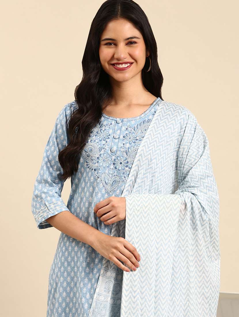 Women Printed Round Neck Kurta And Pant Set With Dupatta - 22504887 -  Standard Image - 1