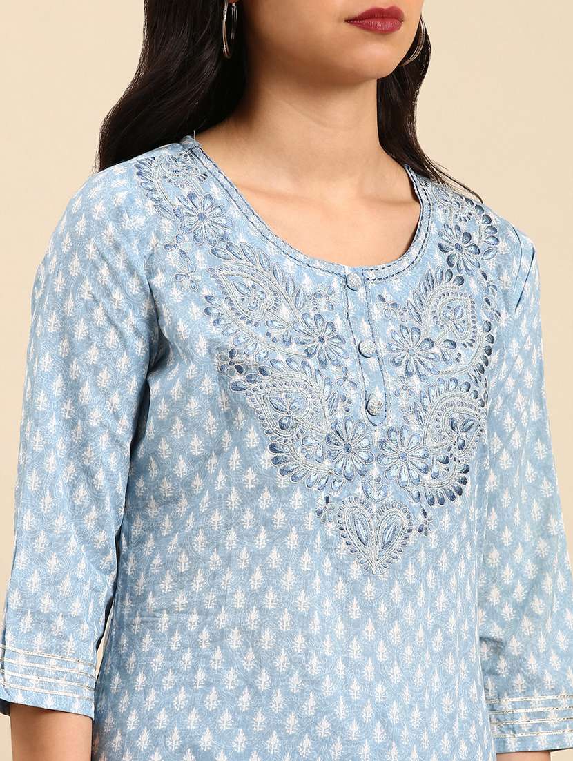 Women Printed Round Neck Kurta And Pant Set With Dupatta - 22504887 -  Standard Image - 4