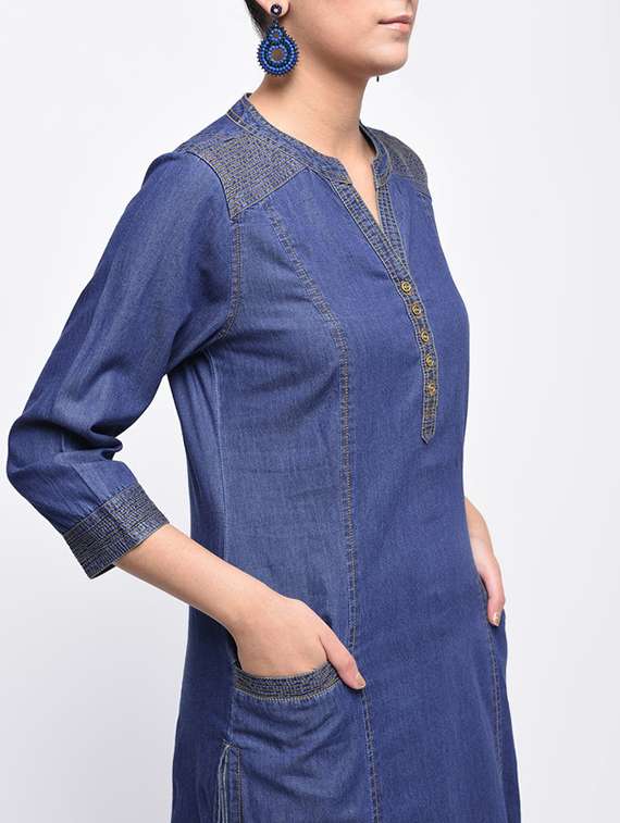 women solid three quarter sleeve denim straight kurta - 22504898 -  Standard Image - 1