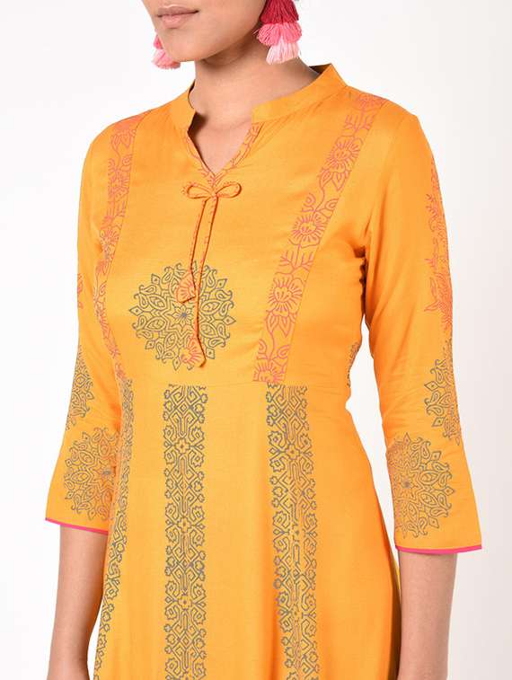women printed three quarter sleeve anarkali kurta - 22504900 -  Standard Image - 1