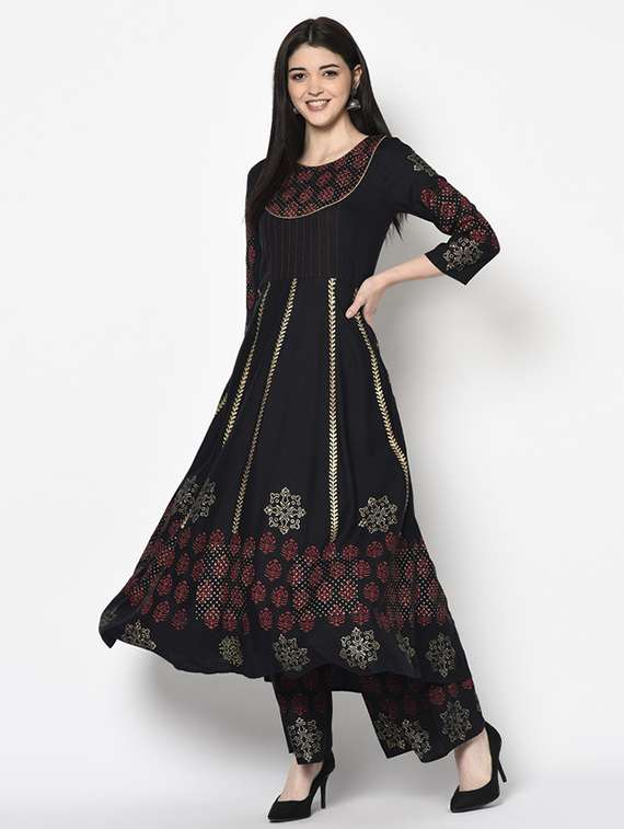 Women Printed Three Quarter Sleeve Kurta Palazzo Set - 22504922 -  Standard Image - 1