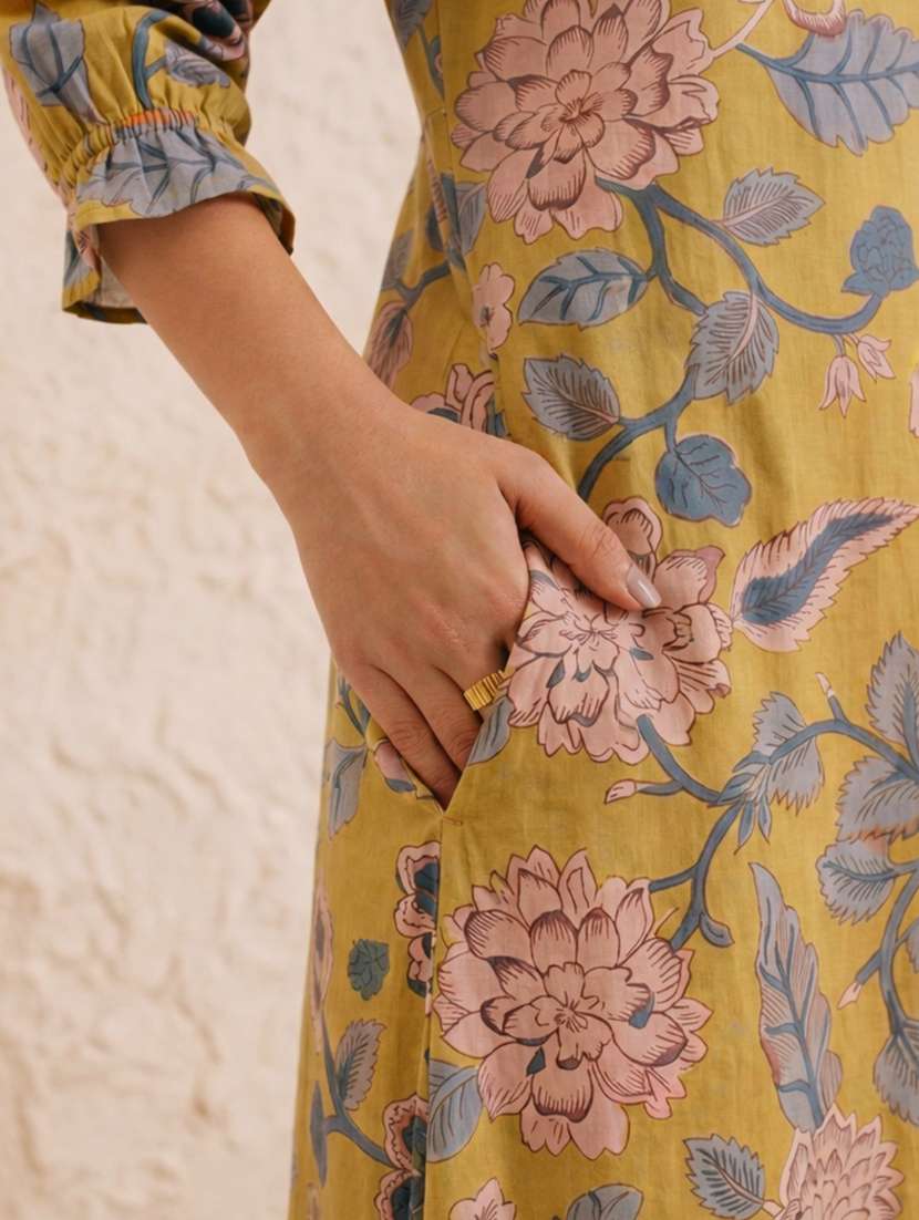 women printed v neck three quarter sleeves tiered dress - 22504956 -  Standard Image - 4