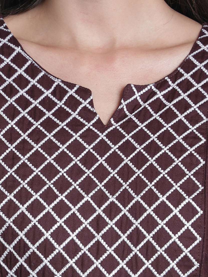 Women Embroidered Notch Neck Flared Kurta - 22505243 -  Standard Image - 1