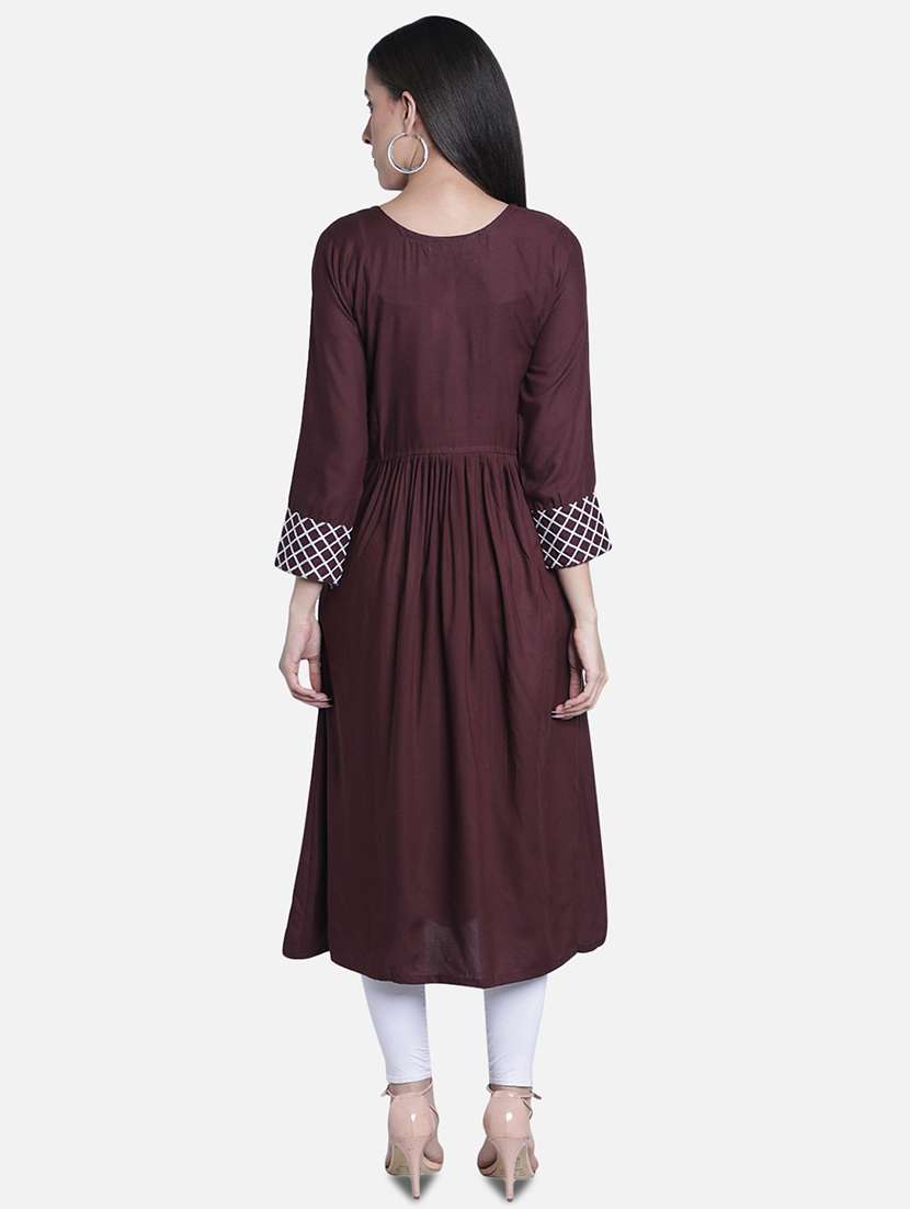 Women Embroidered Notch Neck Flared Kurta - 22505243 -  Standard Image - 4