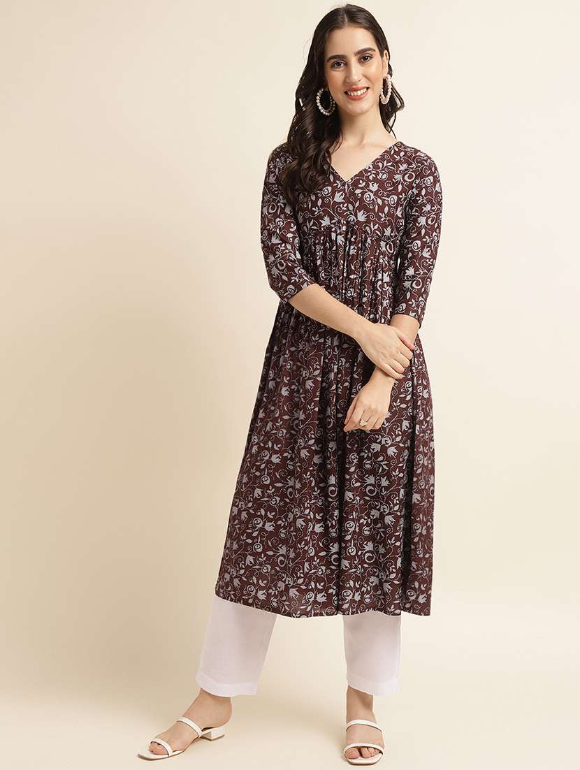 women printed v neck flared kurta
