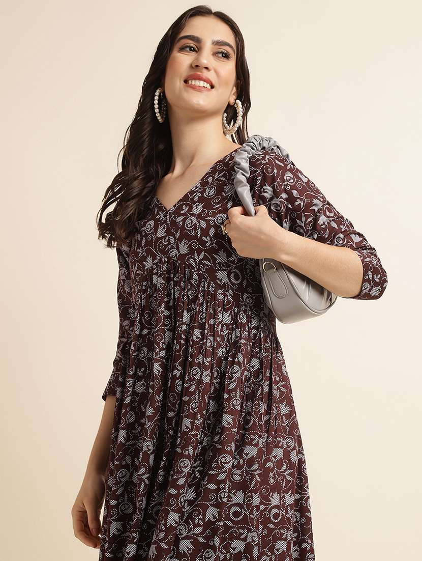 women printed v neck flared kurta - 22505246 -  Standard Image - 1