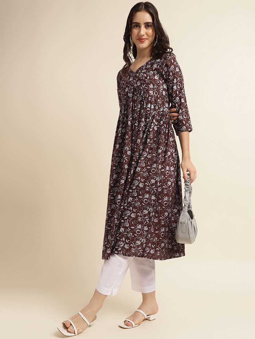 women printed v neck flared kurta - 22505246 -  Standard Image - 4
