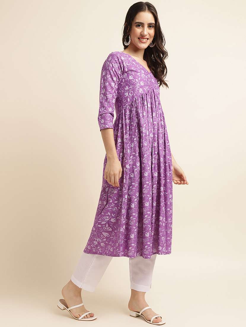 women printed v neck flared kurta - 22505248 -  Standard Image - 4