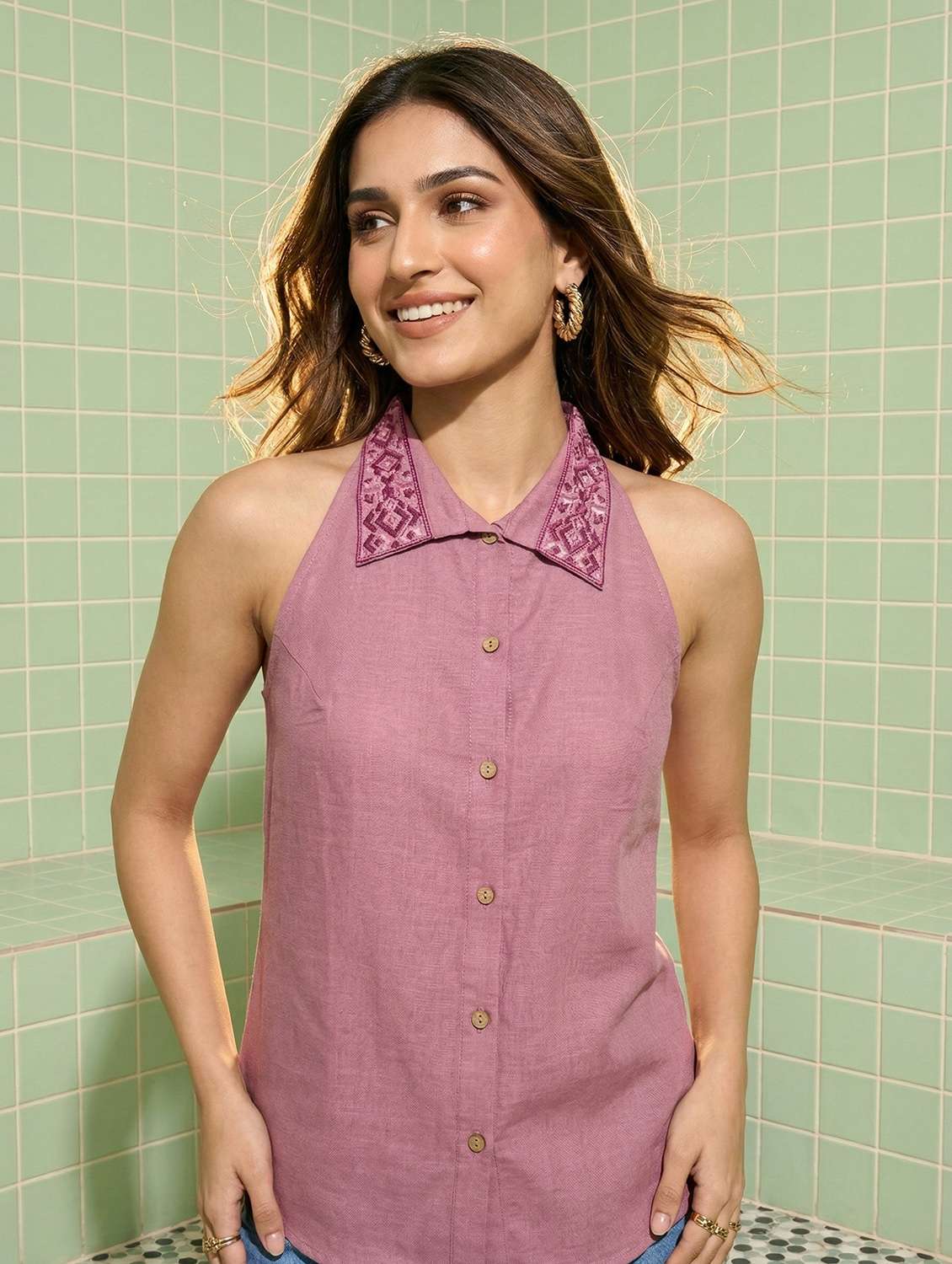 women embroidered sleeveless regular shirt - 22505270 -  Standard Image - 1