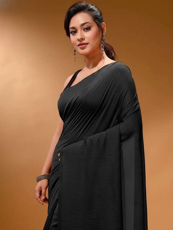 women solid handloom saree with blouse - 22505461 -  Standard Image - 1