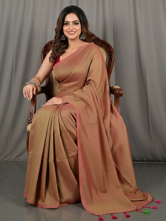 women solid handloom saree with blouse - 22505523 -  Standard Image - 4