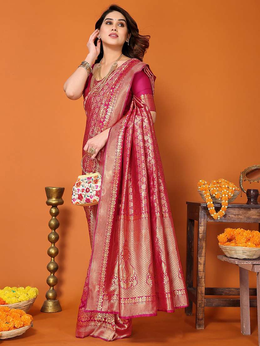 women self design banarasi saree with blouse