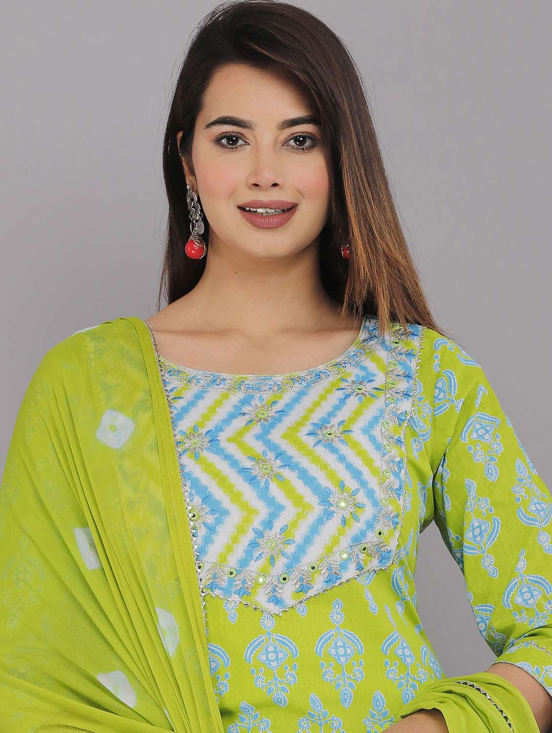 women printed three quarter sleeve kurta pant with dupatta set - 22505841 -  Standard Image - 1