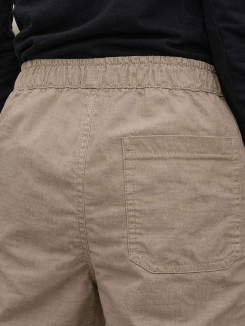 boys solid mid rise cargo pant - 22505987 -  Standard Image - 4