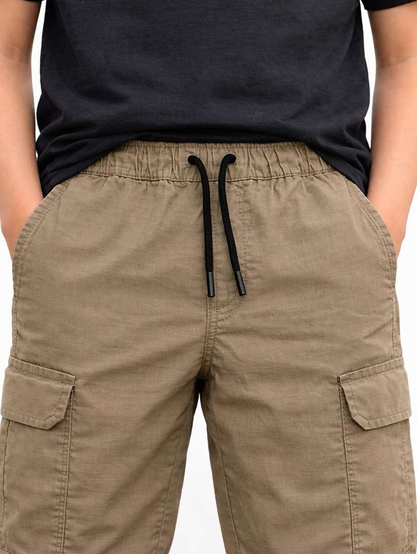 boys solid mid rise cargo pant - 22505991 -  Standard Image - 1