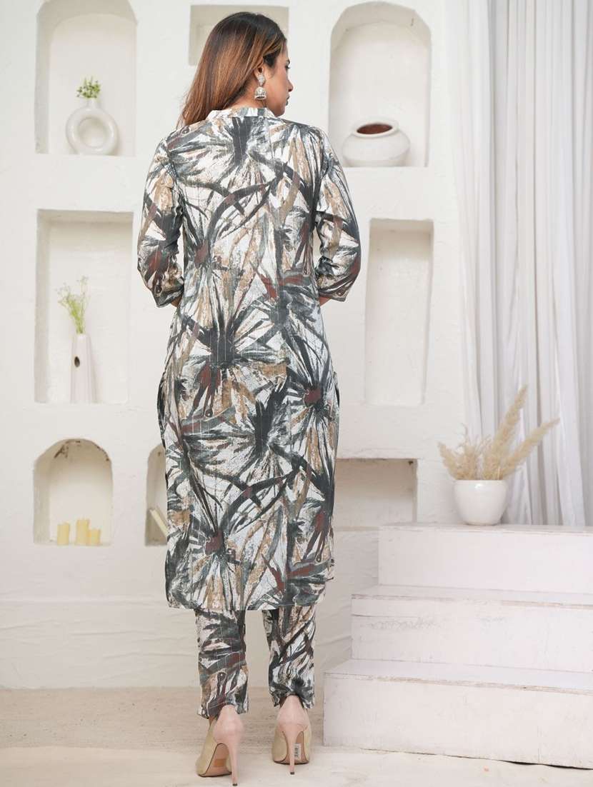 women printed three quarter sleeve kurta pant set - 22507536 -  Standard Image - 4