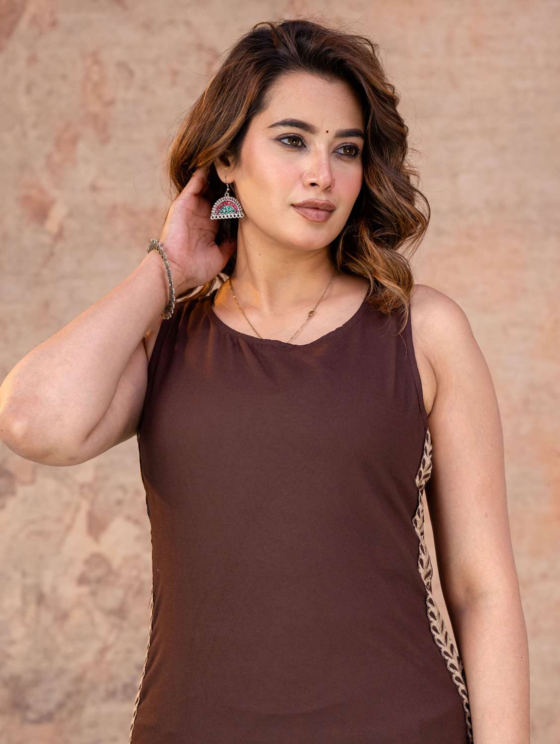women embroidered sleeveless ethnic co-ord set - 22507812 -  Standard Image - 1