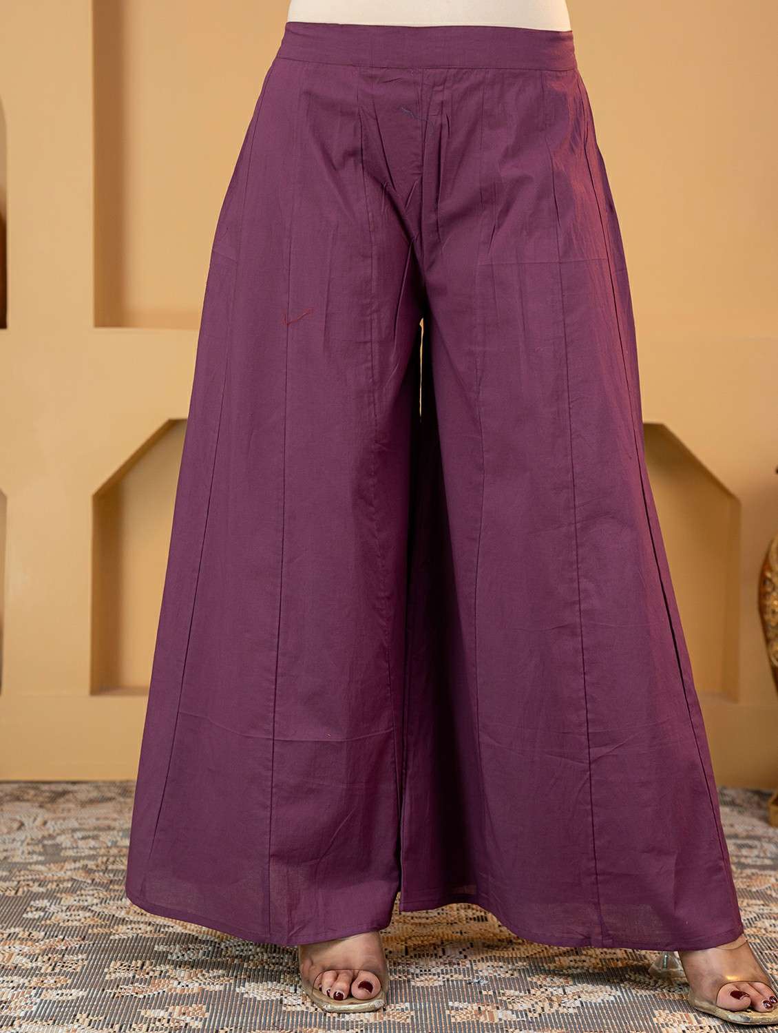 Women Embroidered Notch Neck Kurta And Palazzo Set - 22507816 -  Standard Image - 4