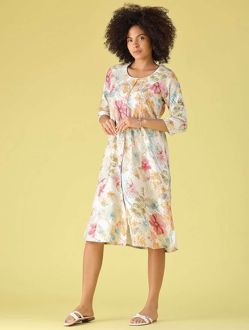 Women Printed Three Quarter Sleeves A-line Dress - 22508136 -  Standard Image - 4