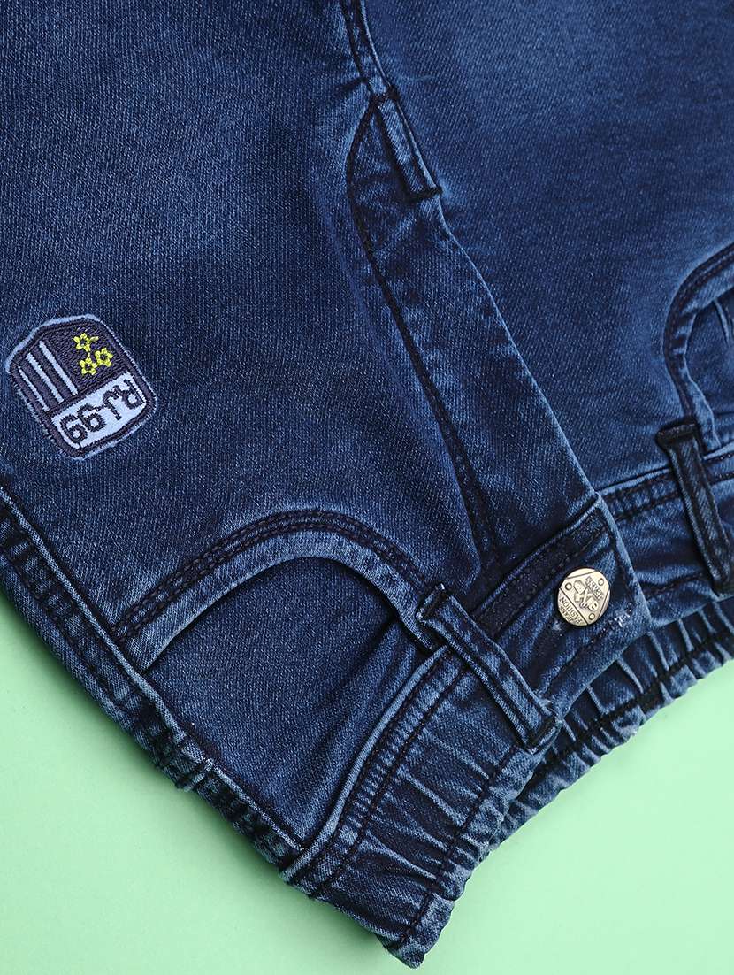 boys washed mid rise regular fit cargo jeans - 22508722 -  Standard Image - 4